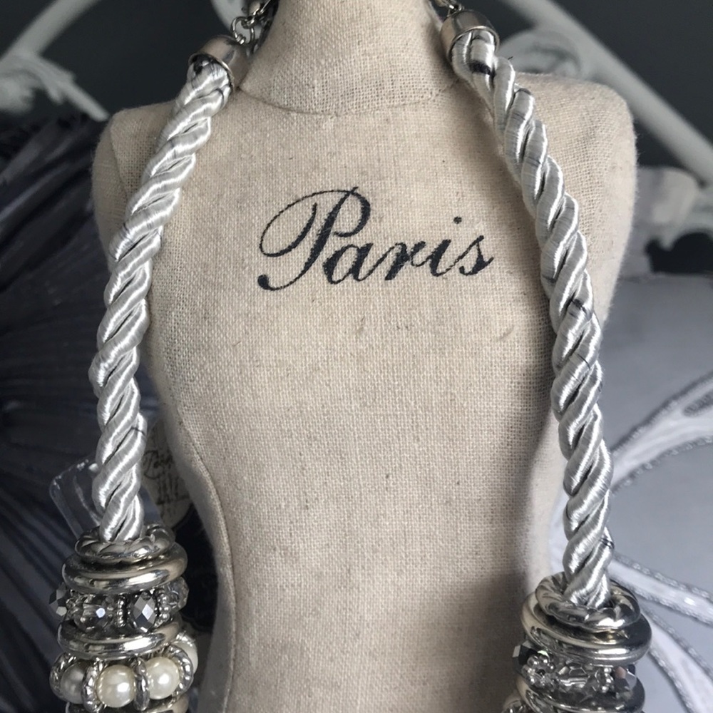 Bling Rope Necklace - Picture 4 of 4